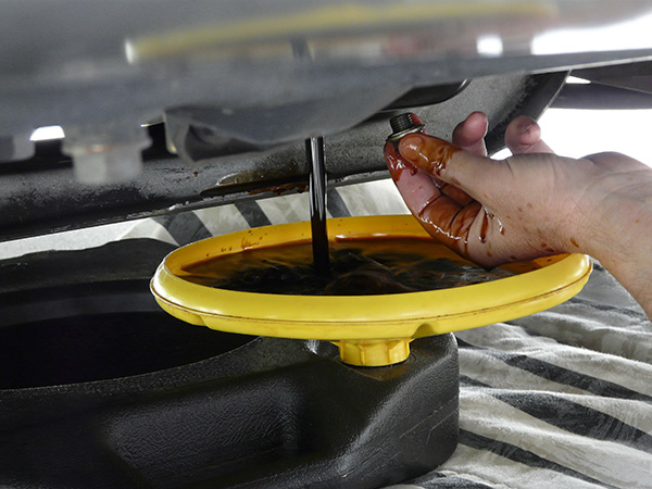 What Happens If You Don’t Change Your Car’s Engine Oil? | Monkey Wrenches